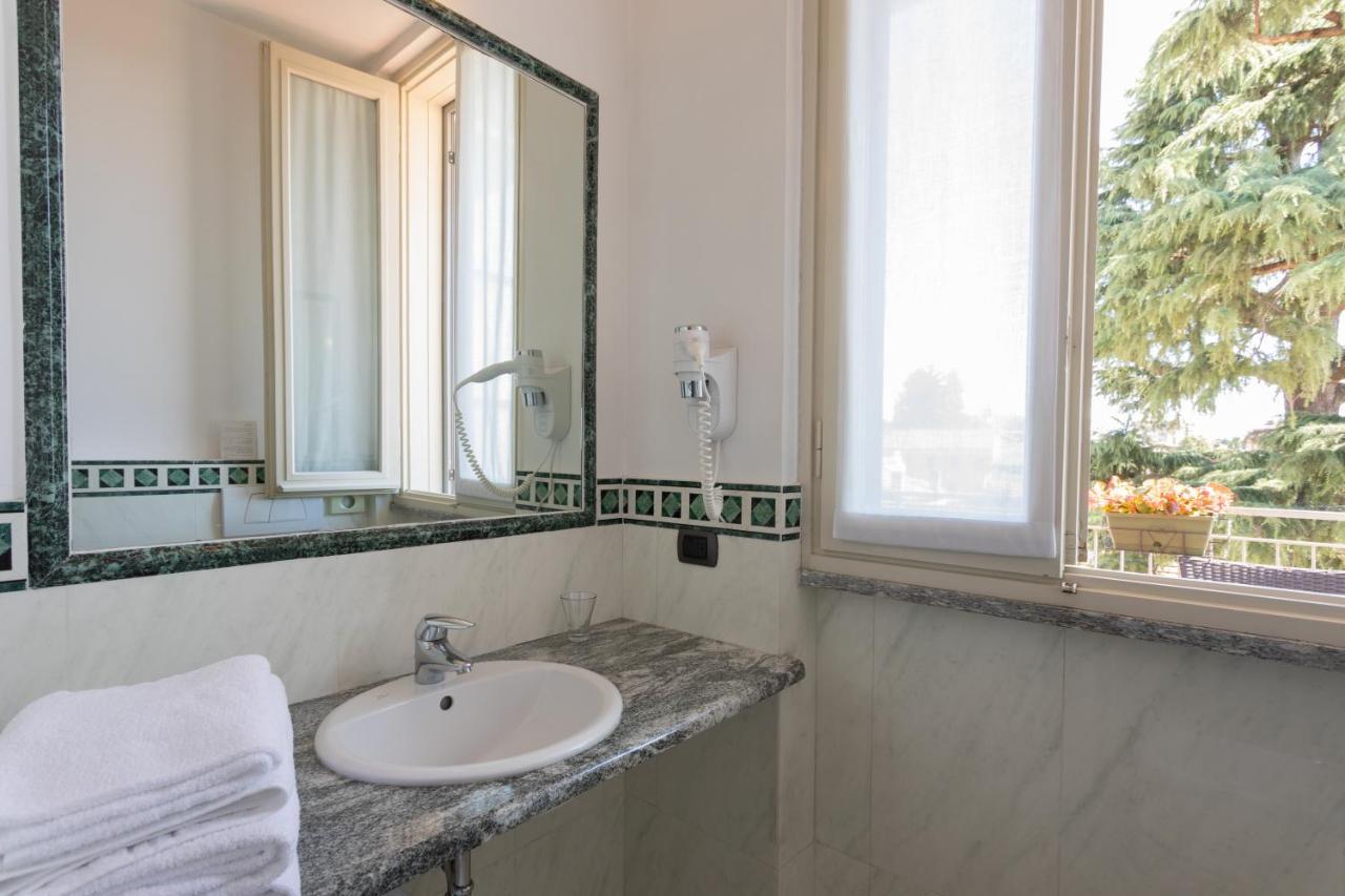 Dei Tigli Hotel Angera