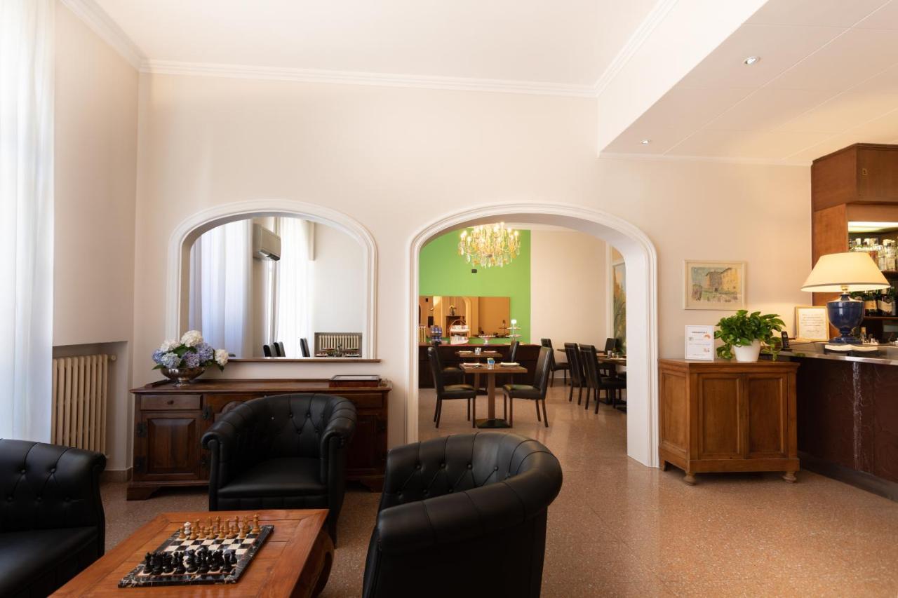 Hotel Dei Tigli Angera
